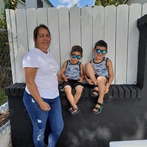 Meet your Posher, Aliska